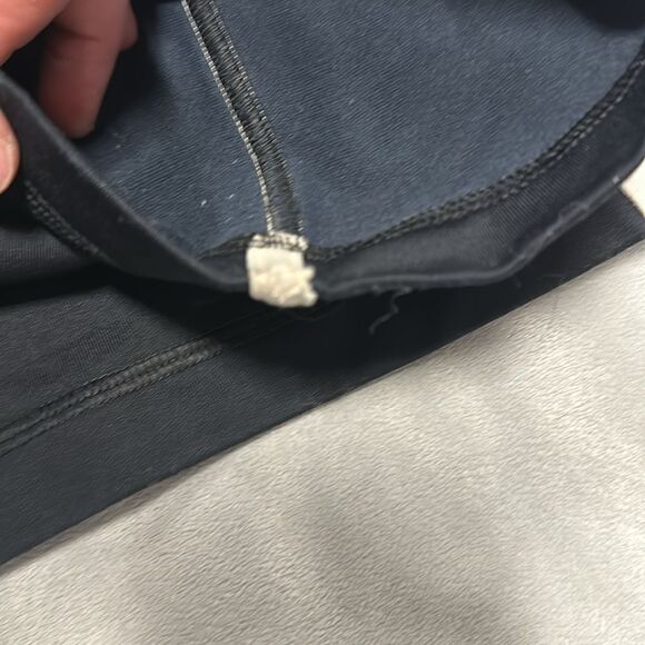 Lululemon black track pants size large - Picture 6 of 10